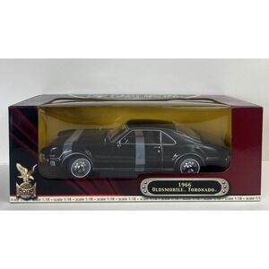 Road Signature Yat Ming 1966 Black Oldsmobile Toronado Diecast 1/18 Scale-Sealed